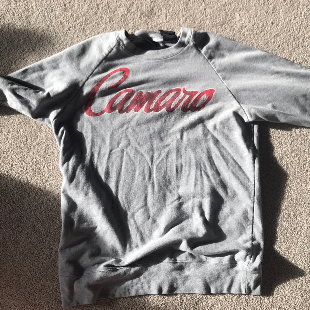 Women’s sweatshirt